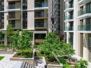 Flat to rent in Fountain Park Way, London W12