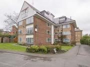 Flat to rent in Friars Stile Road, Richmond TW10