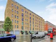 Flat to rent in Fulham High Street, London SW6