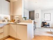 Flat to rent in George Street, Croydon CR0