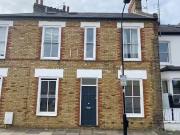 Flat to rent in Gilstead Road, London SW6