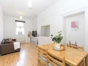 Flat to rent in Gleneldon Road, London SW16