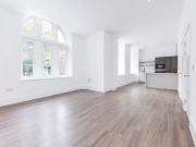 Flat to rent in Goldsmiths Row, Bethnal Green, London E2
