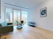 Flat to rent in Great West Road, Brentford TW8