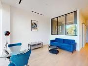 Flat to rent in Great West Road, Brentford TW8