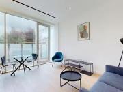 Flat to rent in Great West Road, Brentford TW8