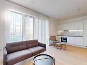 Flat to rent in Great West Road, Brentford TW8