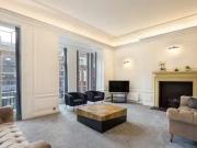 Flat to rent in Green Street, London W1K