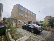 Flat to rent in Greenwich SE12