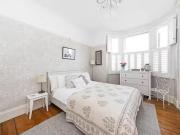 Flat to rent in Grove Hill Road, East Dulwich, London SE5