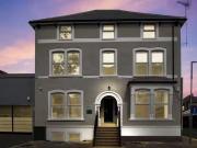 Flat to rent in Grovewood House, 298 Broadway,...