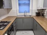 Flat to rent in Hale Lane, Edgware HA8