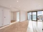 Flat to rent in Hampton House, Kings Park Road, London SW6