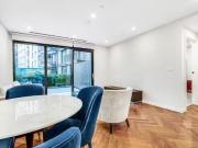 Flat to rent in Hampton House, Kings Road Park, Fulham SW6