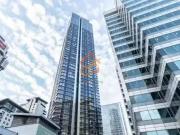 Flat to rent in Hampton Tower, 75 Marsh Wall, London E14