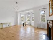 Flat to rent in Hanover Gate Mansions, Park Road, London NW1