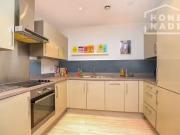 Flat to rent in Hardwicks Square SW18