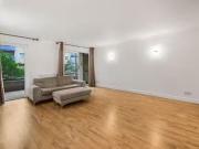 Flat to rent in Harwood Point, 307 Rotherhithe Street,...