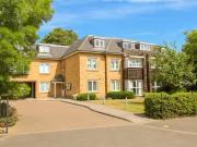 Flat to rent in Hercies Road, Uxbridge UB10