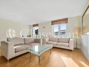 Flat to rent in Hereford Road, Bow, London E3