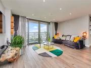 Flat to rent in Heritage Tower, 118 East Ferry Road E14