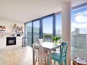 Flat to rent in Hester Road, Battersea Park SW11