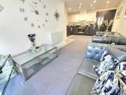 Flat to rent in High Street, Wealdstone HA3