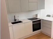 Flat to rent in Hive House, Brentford TW8