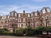 Flat to rent in Hornsey Lane, Highgate, London N6