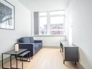 Flat to rent in Imperial Drive, London HA2