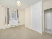 Flat to rent in India Way, London, W12 Ref 236226