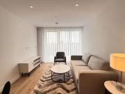 Flat to rent in Iris House, 2 Cedrus Avenue, Southall UB1