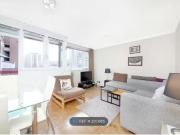 Flat to rent in John Parry Court, London N1