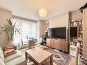 Flat to rent in Kent Road, London W4