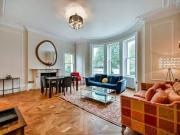 Flat to rent in Kings Road, Richmond TW10
