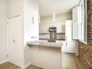 Flat to rent in Kingston Road, London SW19