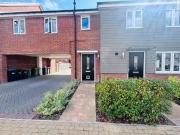 Flat to rent in Kitchener Drive, Milton Keynes MK17