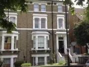 Flat to rent in Knatchbull Road, London SE5