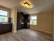 Flat to rent in Lancaster Road, Enfield EN2