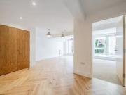 Flat to rent in Lansdowne Hill, Norwood, London SE27