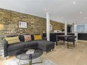 Flat to rent in Leonard Street, London EC2A