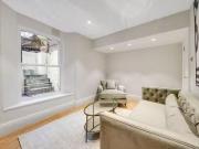 Flat to rent in Lisson Street, London NW1