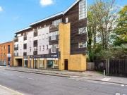Flat to rent in London Road, Kingston Upon Thames,...