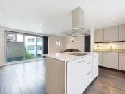 Flat to rent in Loudoun Road, London NW8