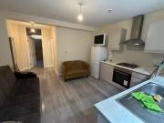 Flat to rent in Lower Clapton Road, Hackney E5