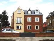 Flat to rent in Malden Road, New Malden KT3
