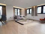 Flat to rent in Manuscript Court WC1X