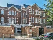 Flat to rent in Marion Court, 68 Mccall Close, London SW4