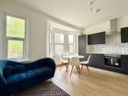Flat to rent in Markhouse Road, London E17