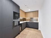 Flat to rent in Merino Gardens E1W
